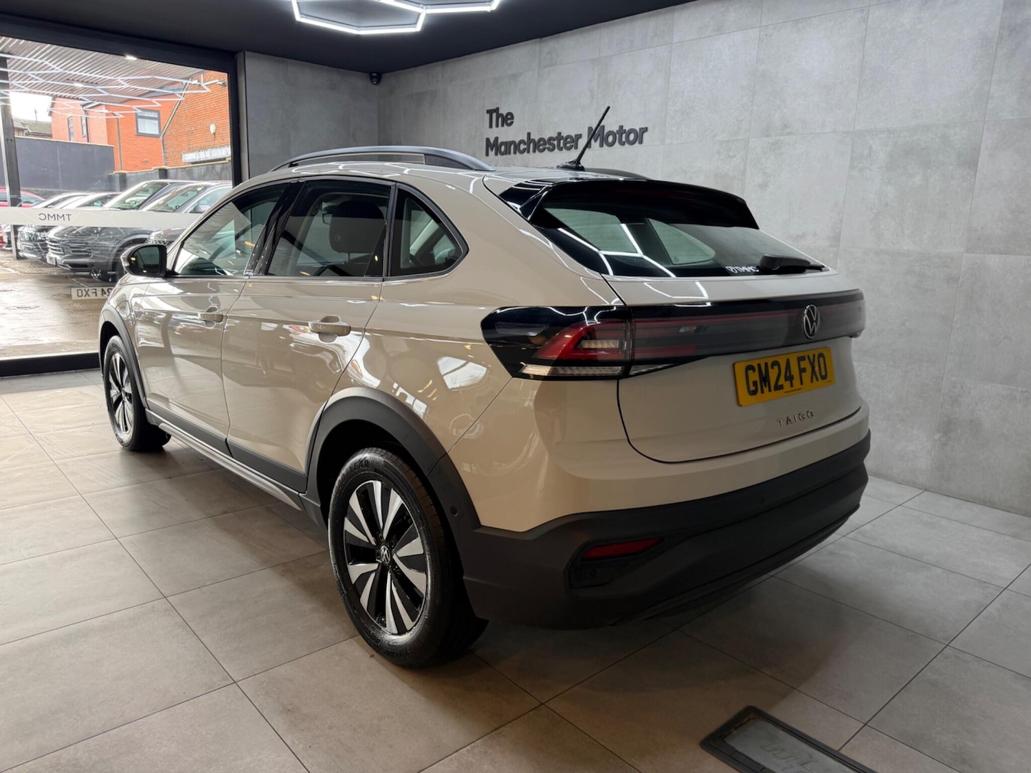 Used Volkswagen Taigo 2024 for sale - 77633951: Photo 2