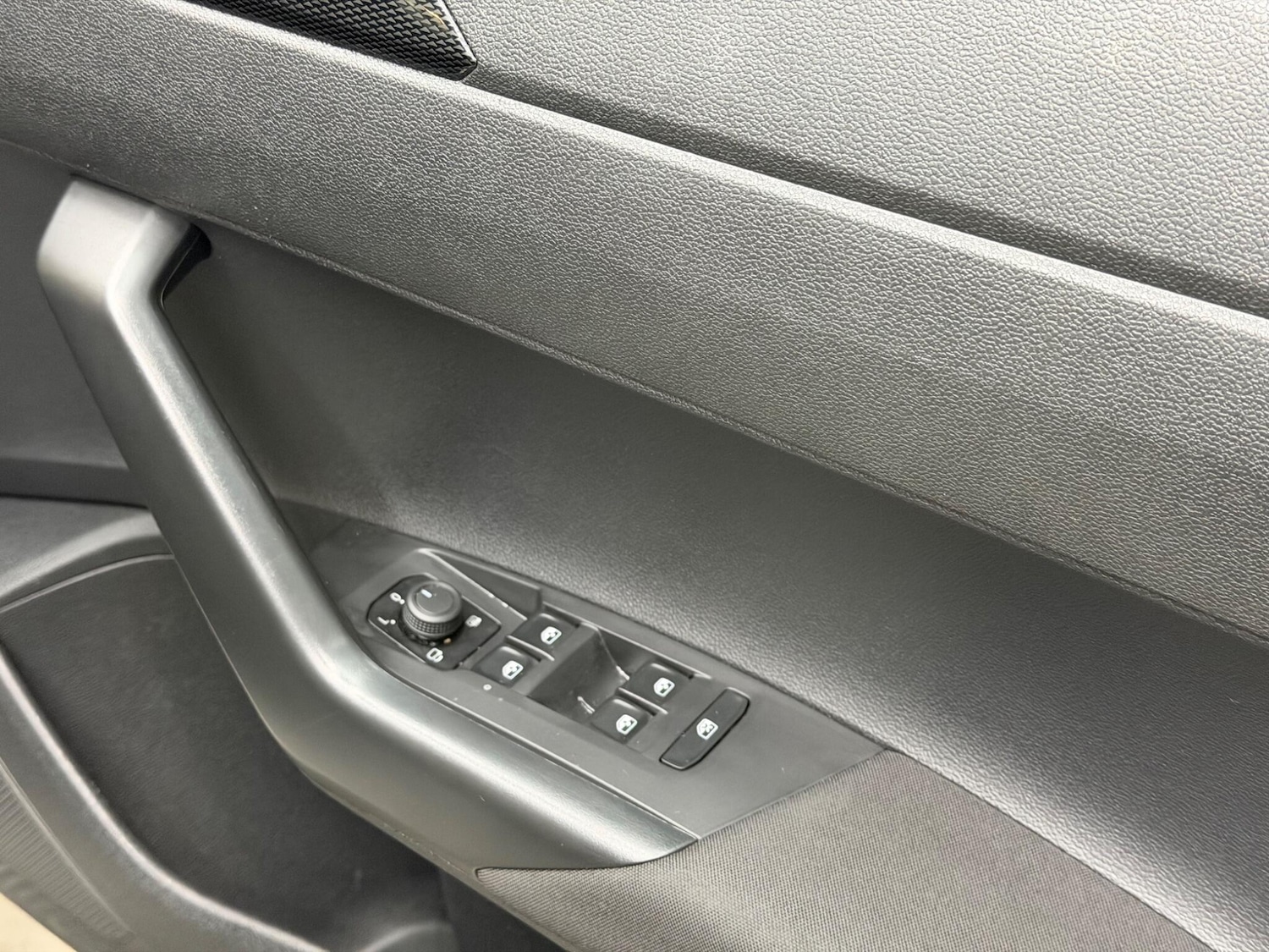 Used Volkswagen Taigo 2024 for sale - 77633951: Photo 32