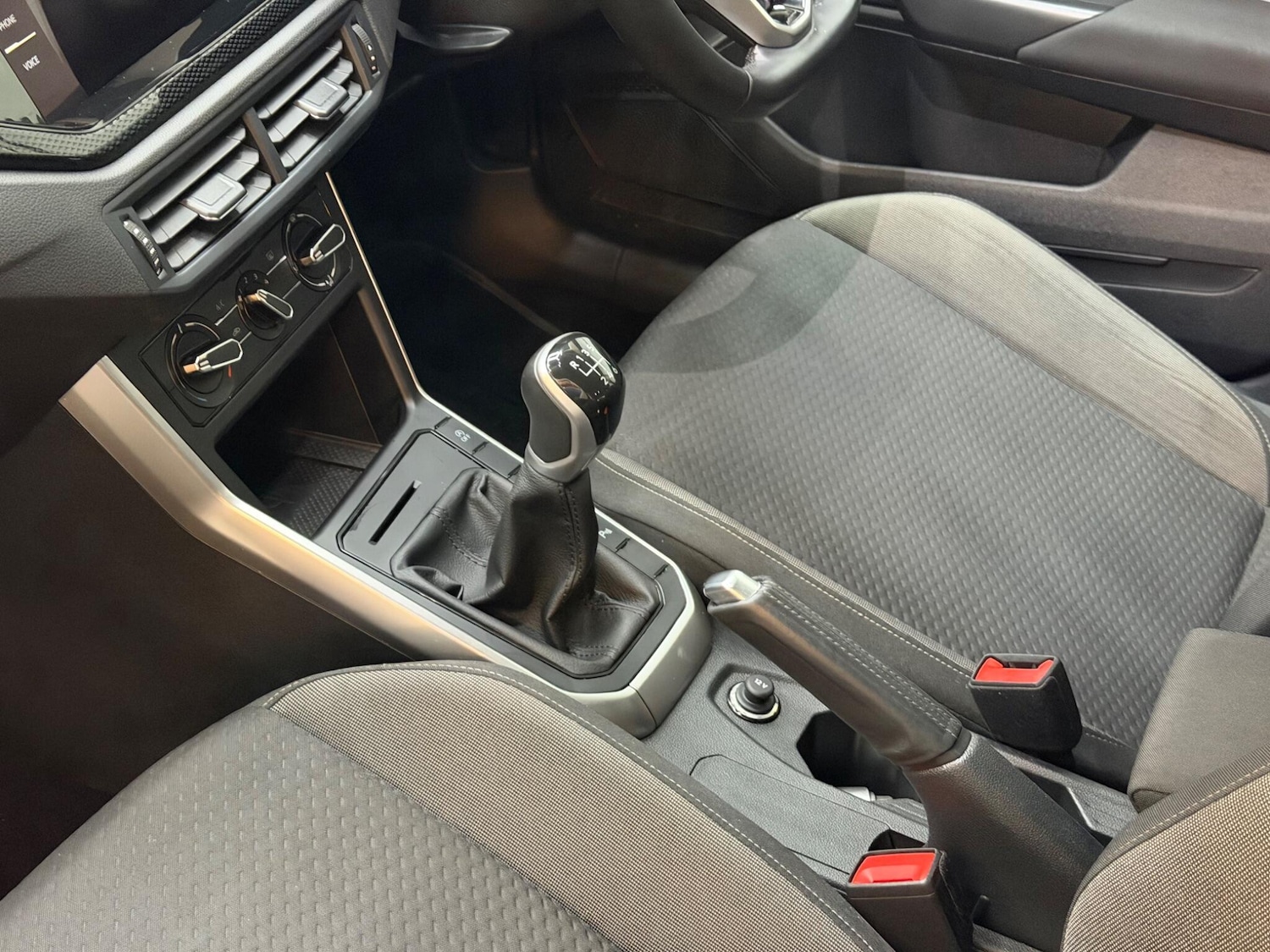 Used Volkswagen Taigo 2024 for sale - 77633951: Photo 50