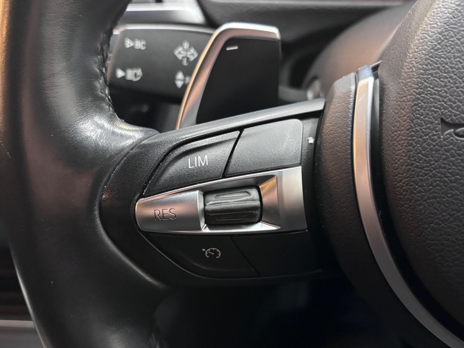 Used BMW 3 Series 2018 for sale - 77658833: Photo 26