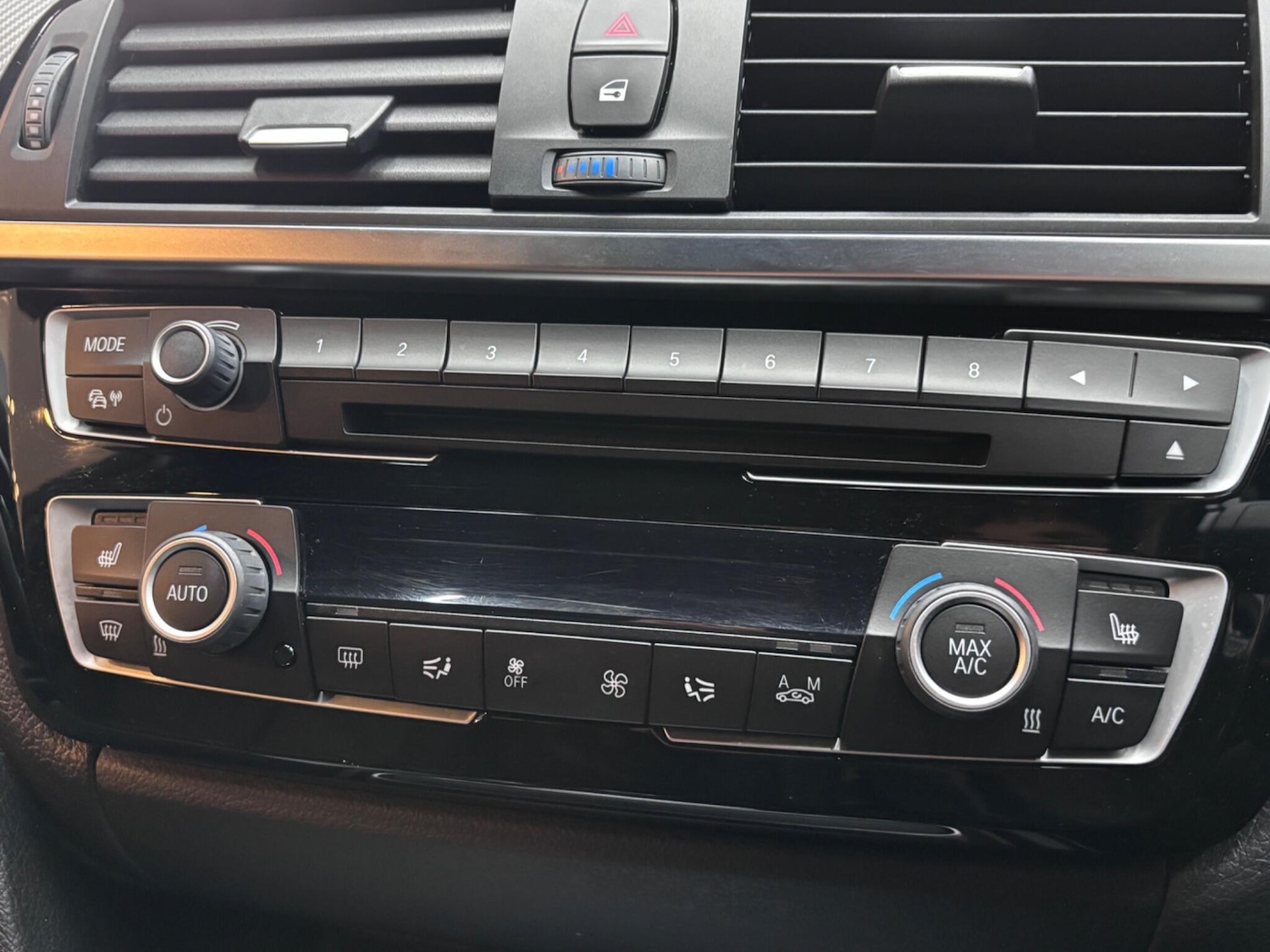 Used BMW 3 Series 2018 for sale - 77658833: Photo 32