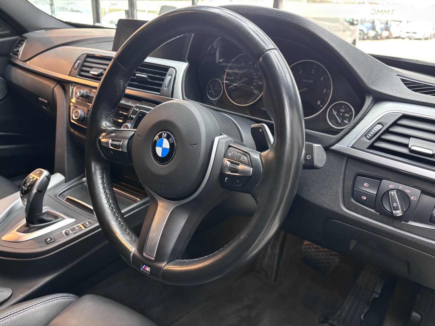 Used BMW 3 Series 2018 for sale - 77658833: Photo 38