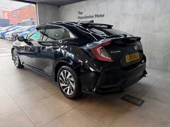 Used Honda Civic 2018 for sale - 77824068: Photo