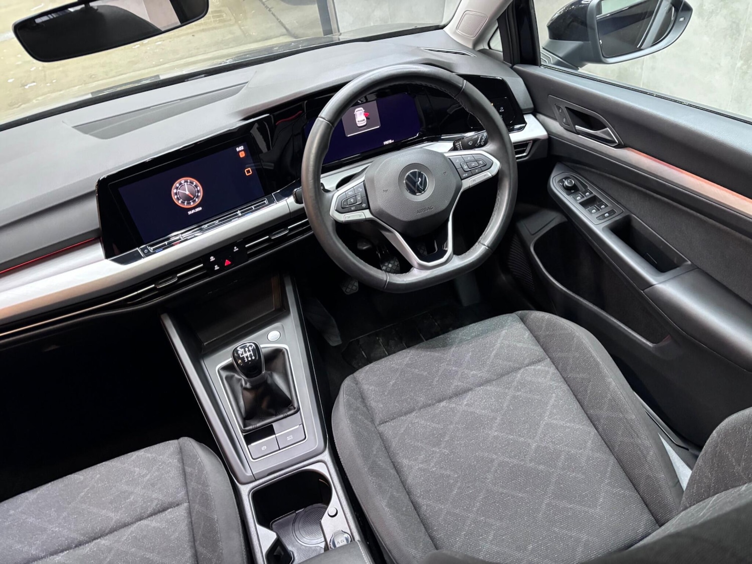 Used Volkswagen Golf 2023 for sale - 77306224: Photo 14