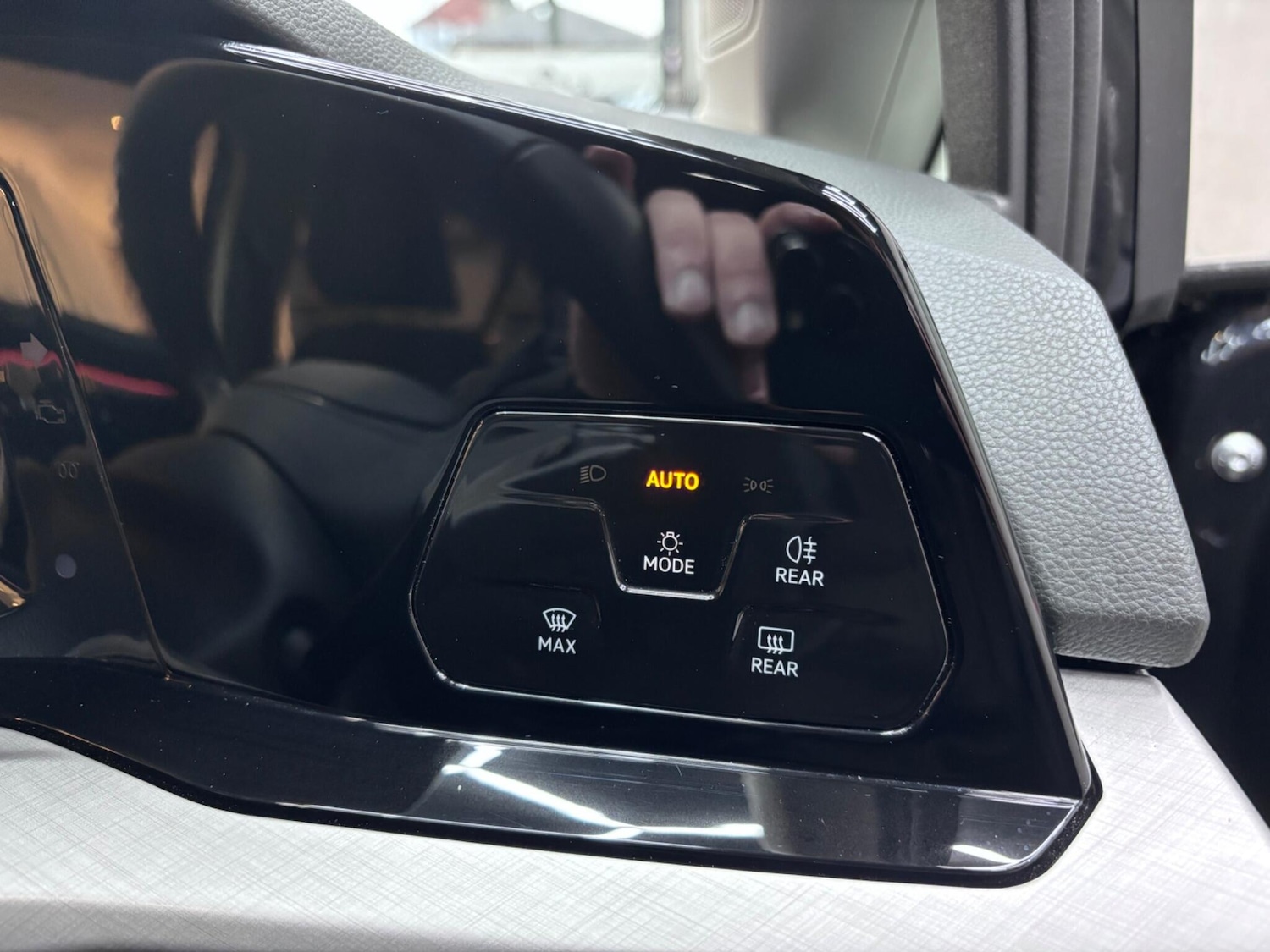 Used Volkswagen Golf 2023 for sale - 77306224: Photo 29