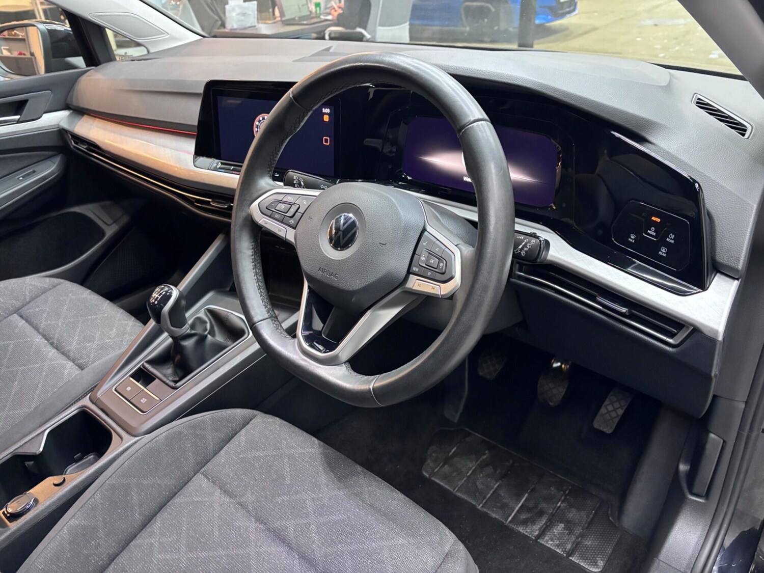 Used Volkswagen Golf 2023 for sale - 77306224: Photo 46