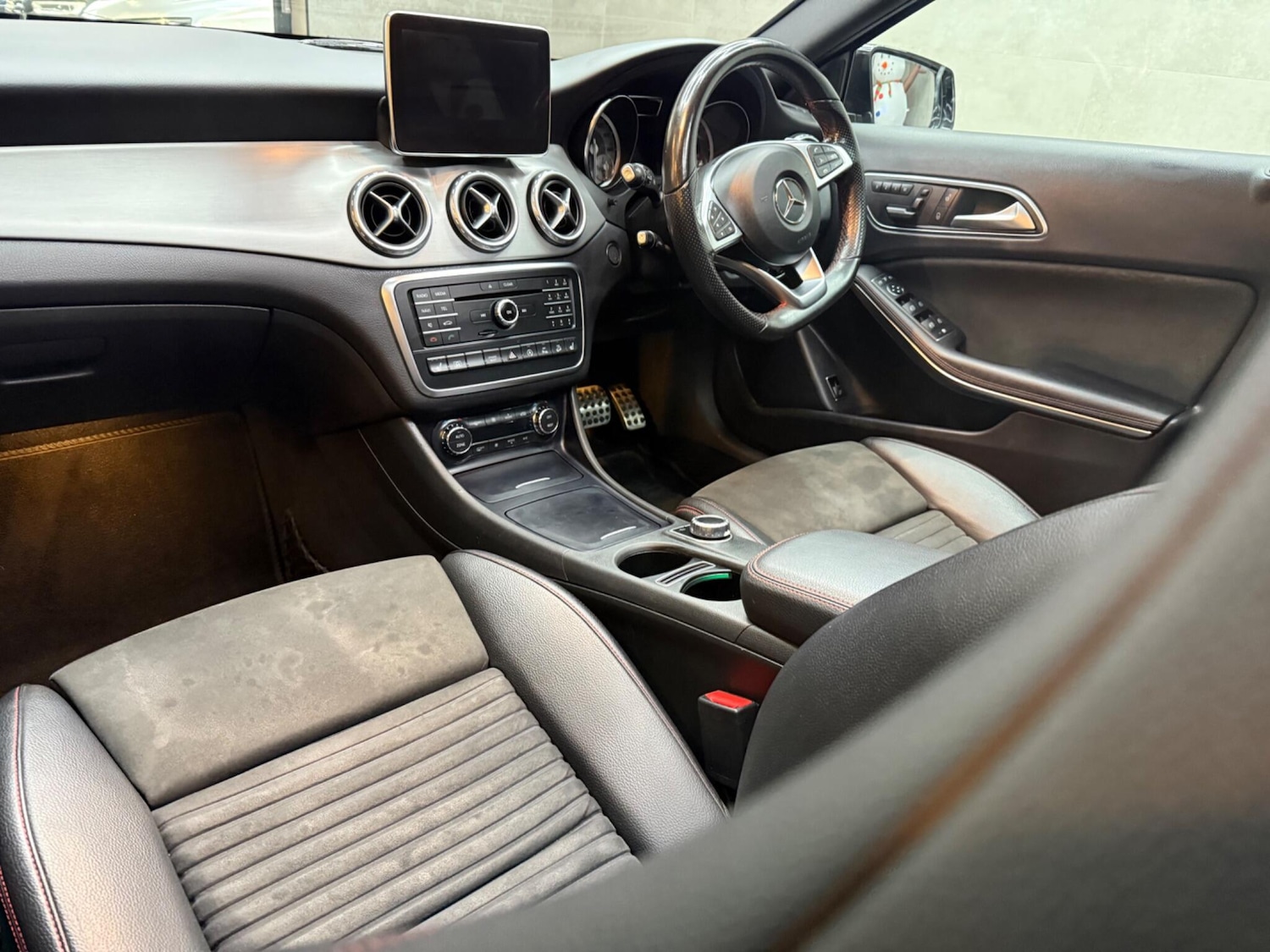 Used Mercedes-Benz GLA 2016 for sale - 76613101: Photo 17