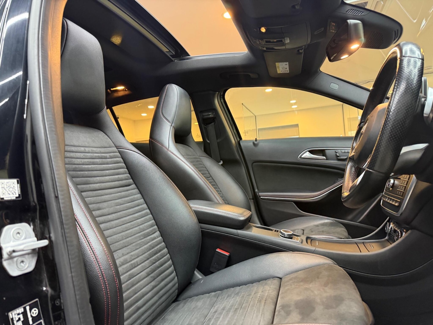 Used Mercedes-Benz GLA 2016 for sale - 76613101: Photo 21