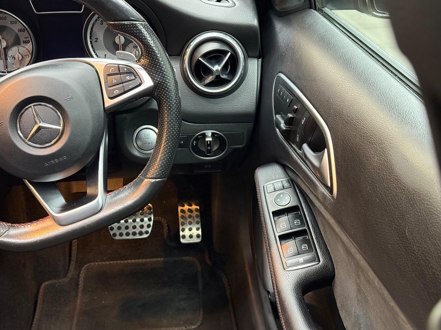 Used Mercedes-Benz GLA 2016 for sale - 76613101: Photo 64