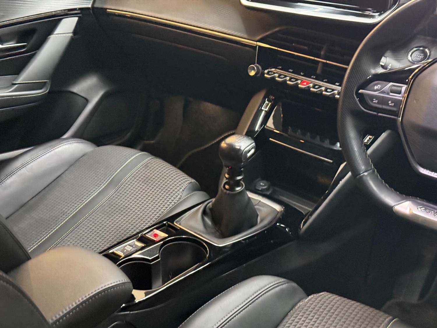 Used Peugeot 208 2023 for sale - 76913603: Photo 19