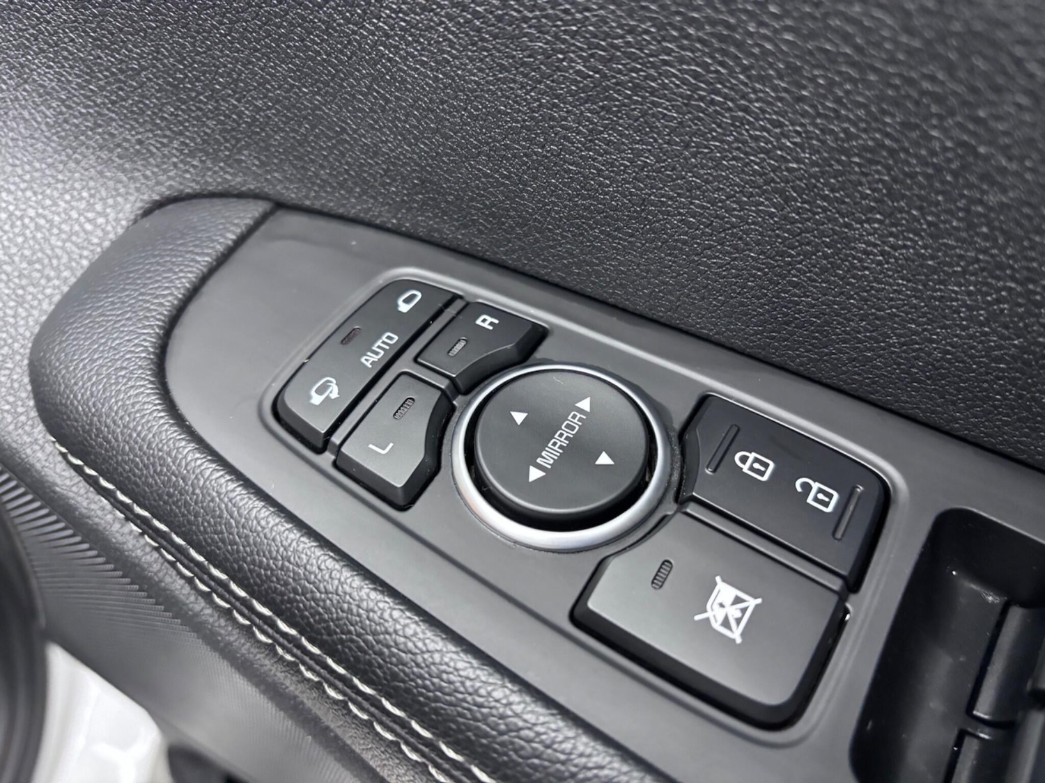 Used Kia Sorento 2018 for sale - 77230544: Photo 16