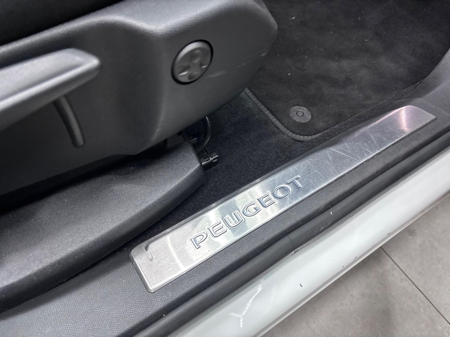 Used Peugeot 3008 2019 for sale - 77612530: Photo 64