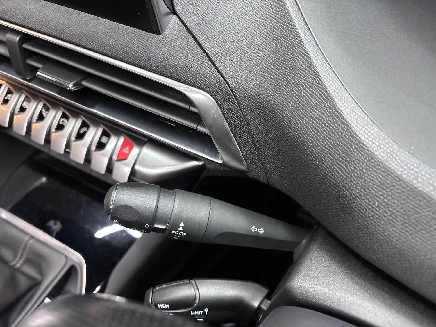 Used Peugeot 3008 2019 for sale - 77612530: Photo 69