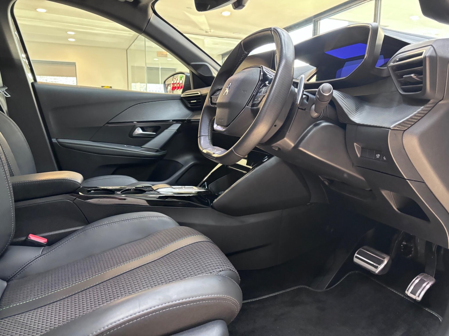 Used Peugeot 208 2023 for sale - 77074130: Photo 18