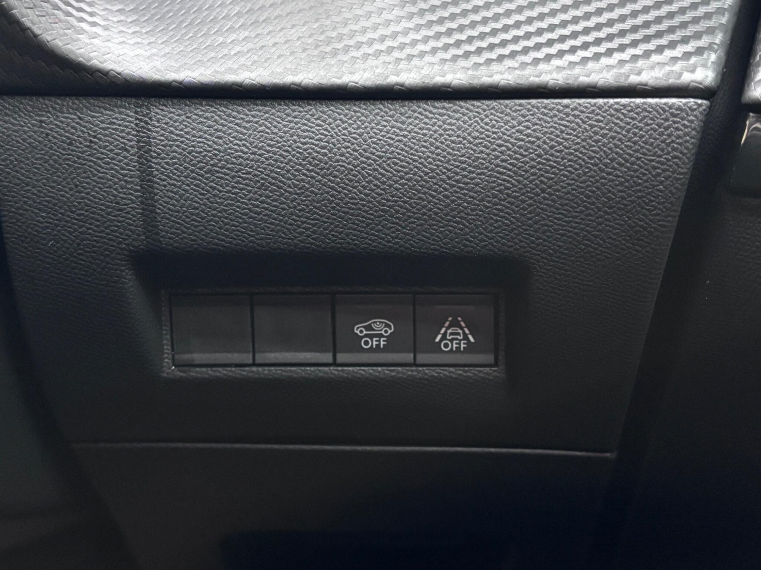 Used Peugeot 208 2023 for sale - 77074130: Photo 27