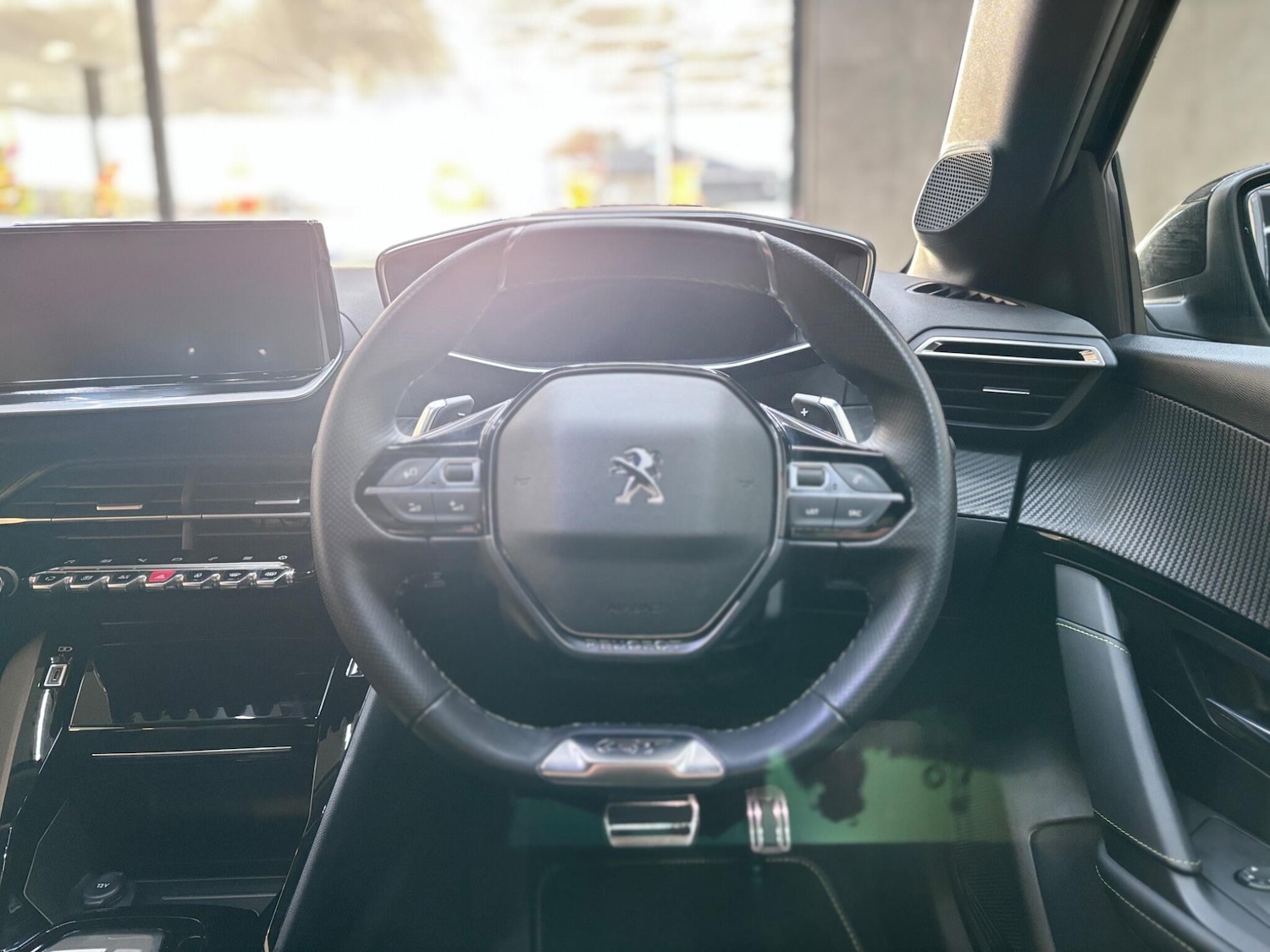 Used Peugeot 208 2023 for sale - 77074130: Photo 40