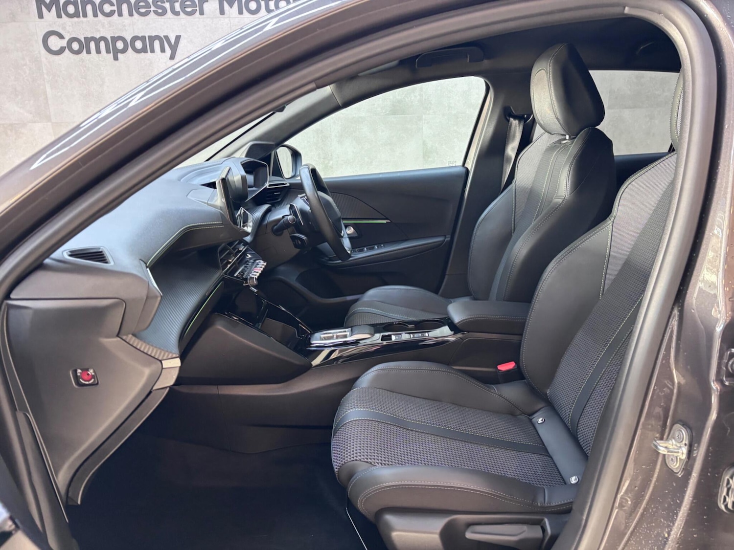 Used Peugeot 208 2023 for sale - 77074130: Photo 43