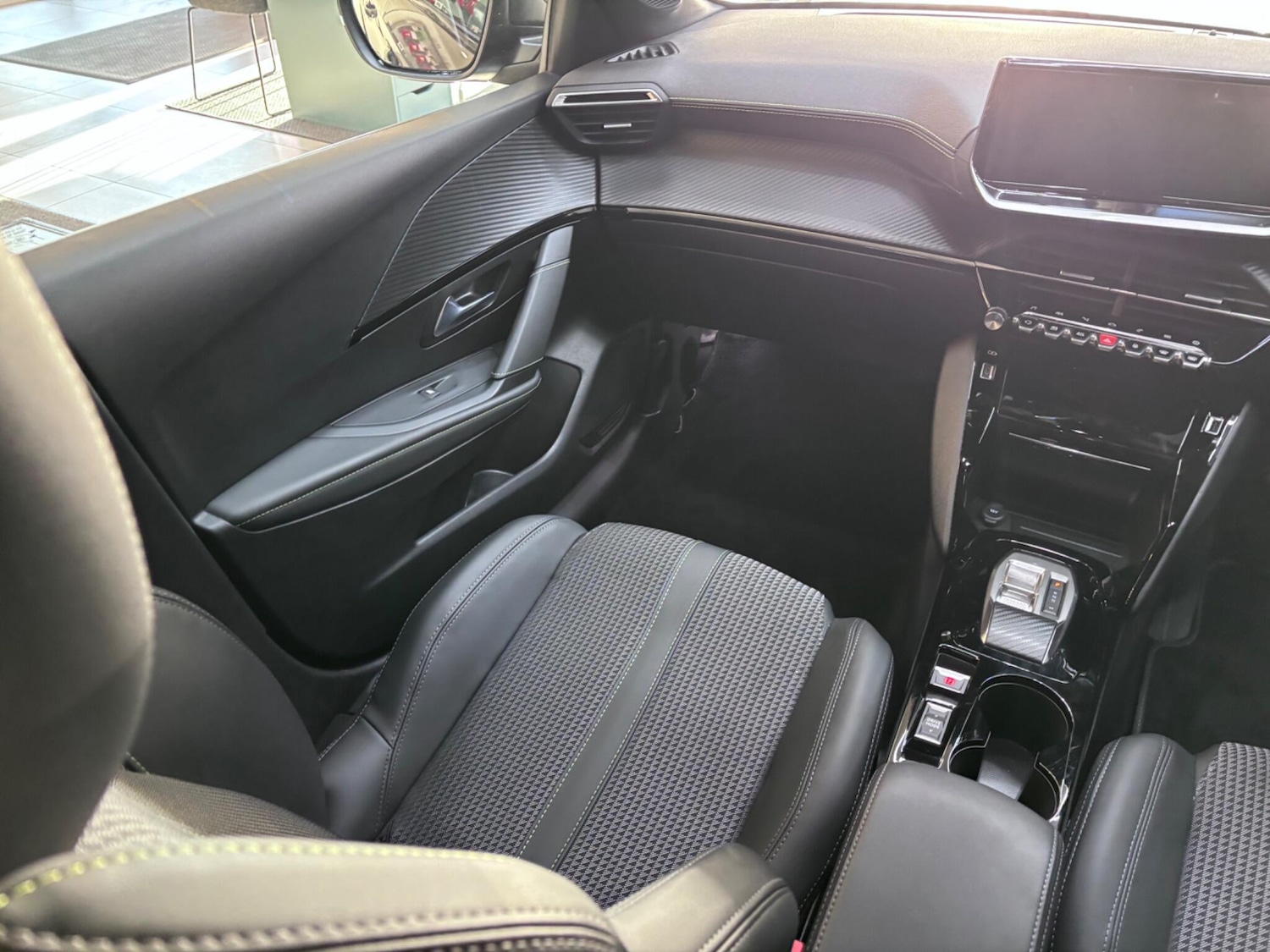 Used Peugeot 208 2023 for sale - 77074130: Photo 46