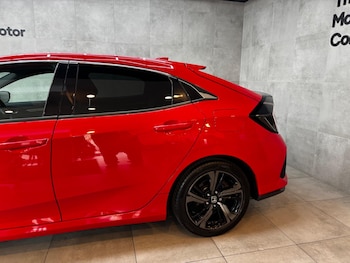 Used Honda Civic 2018 for sale - 78147858: Photo