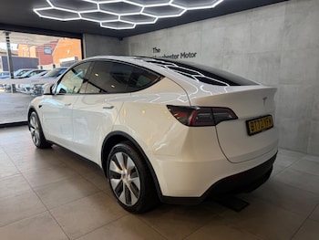 Used Tesla Model Y 2022 for sale - 78999698: Photo