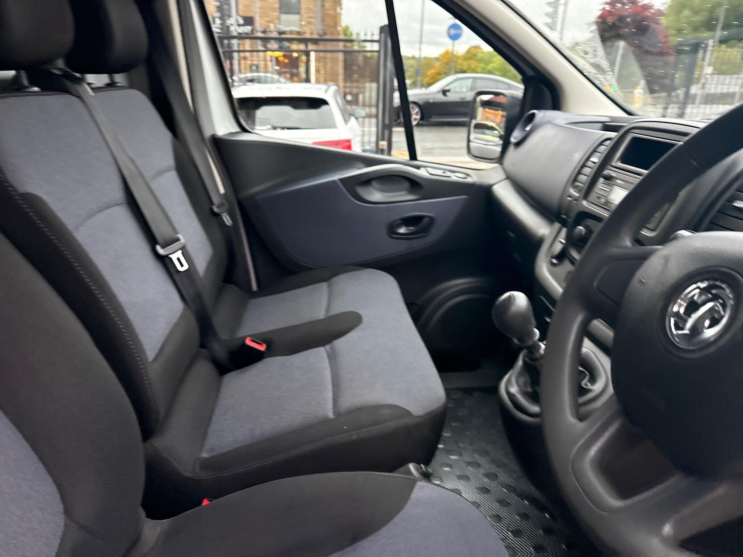 Used Vauxhall Vivaro 2016 for sale - 76175636: Photo 38