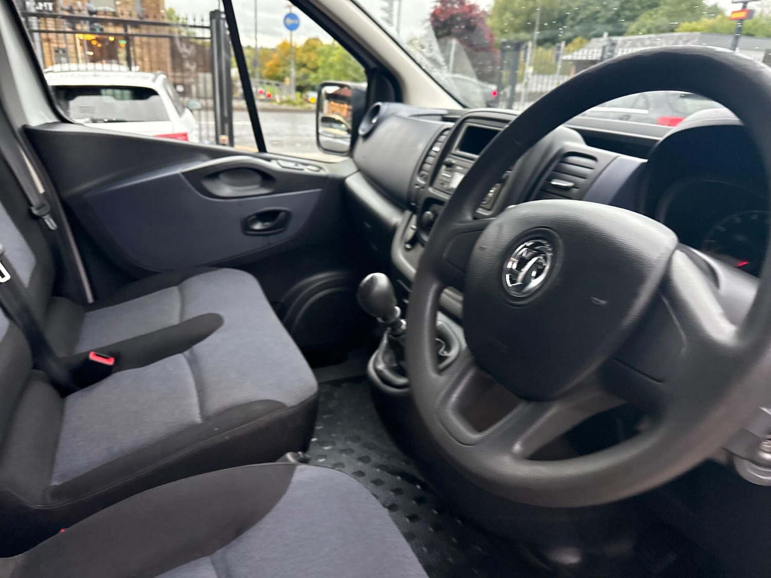 Used Vauxhall Vivaro 2016 for sale - 76175636: Photo 44