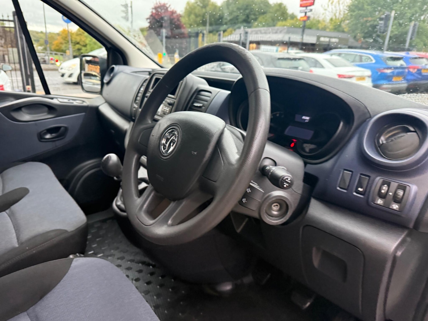 Used Vauxhall Vivaro 2016 for sale - 76175636: Photo 46