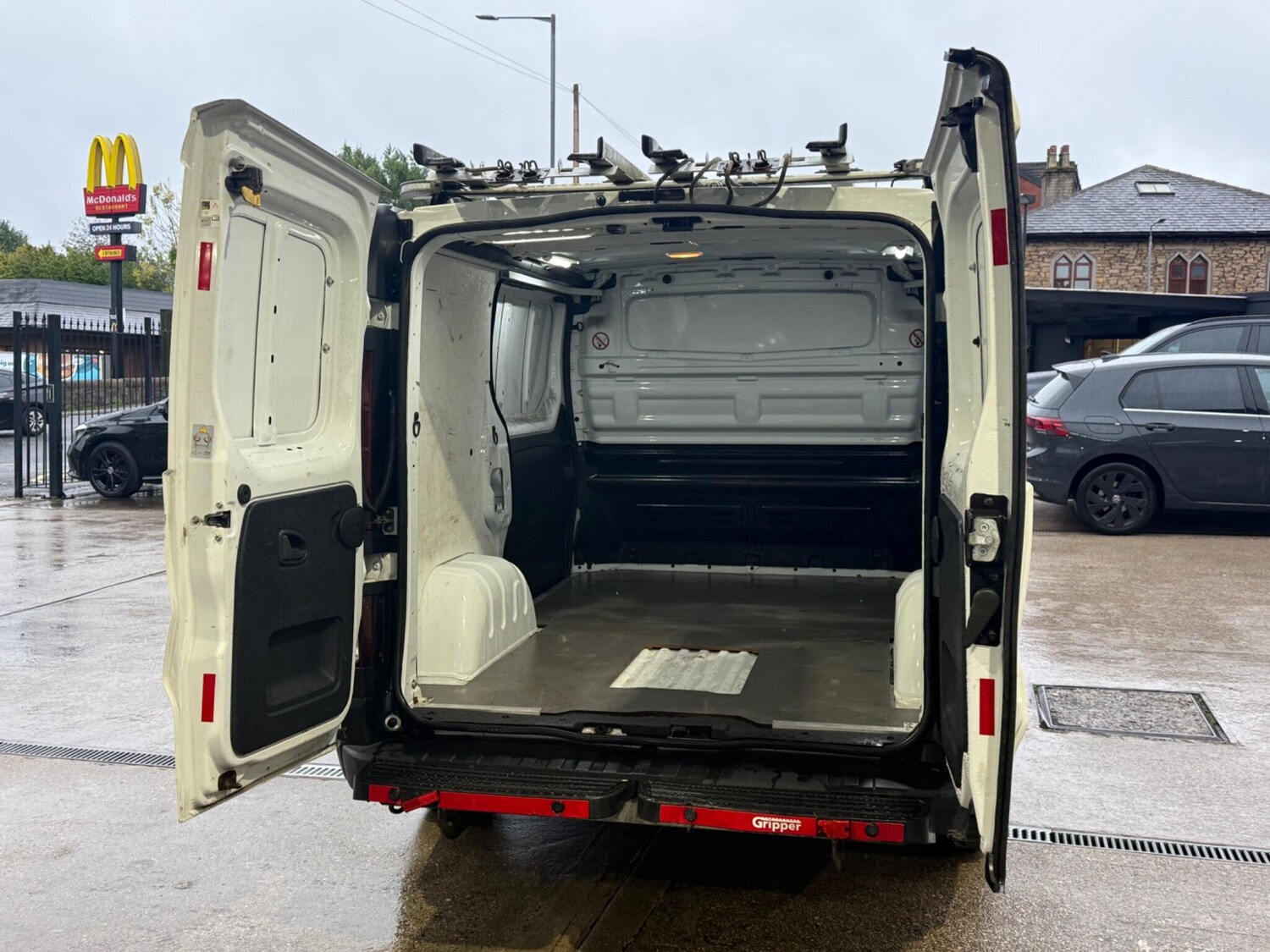 Used Vauxhall Vivaro 2016 for sale - 76175636: Photo 51