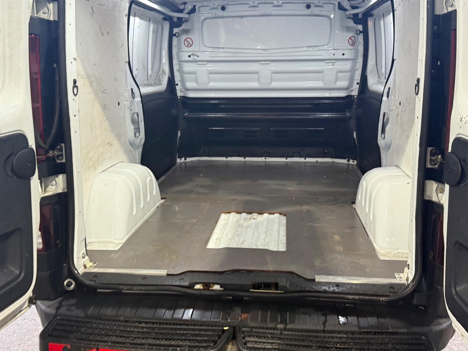 Used Vauxhall Vivaro 2016 for sale - 76175636: Photo 55