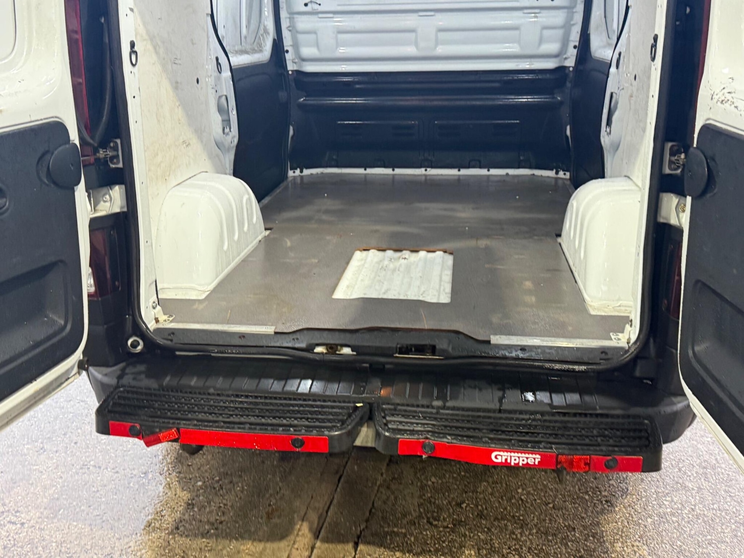 Used Vauxhall Vivaro 2016 for sale - 76175636: Photo 56