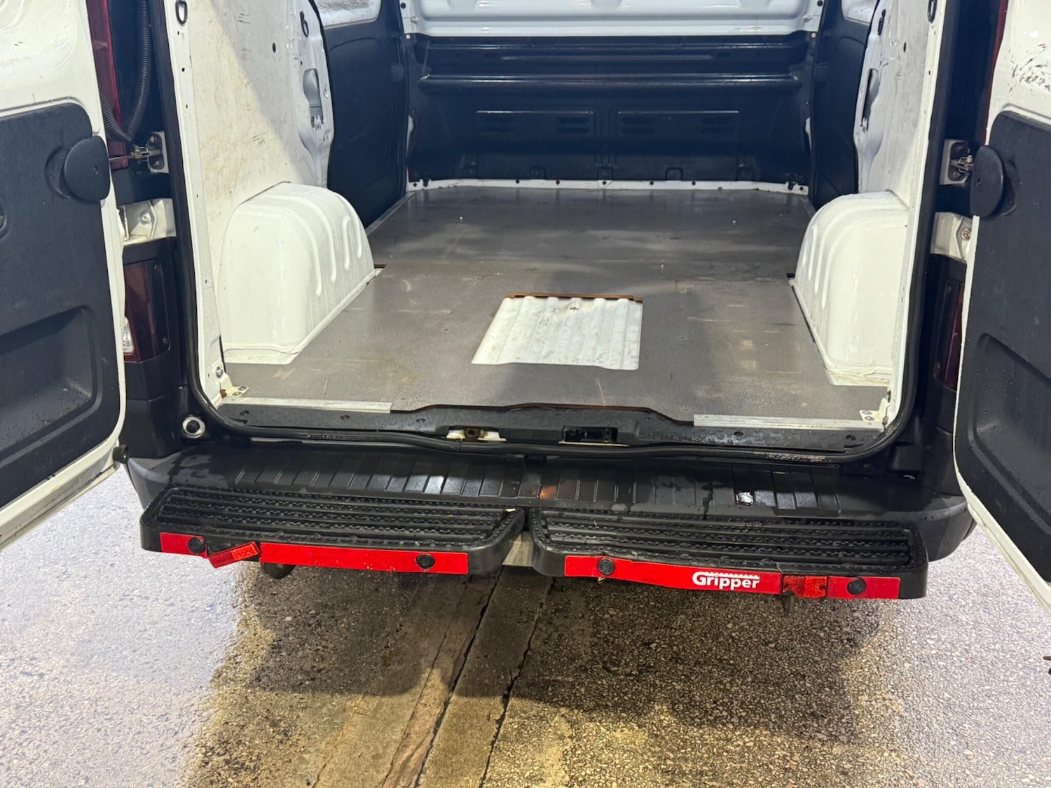 Used Vauxhall Vivaro 2016 for sale - 76175636: Photo 57