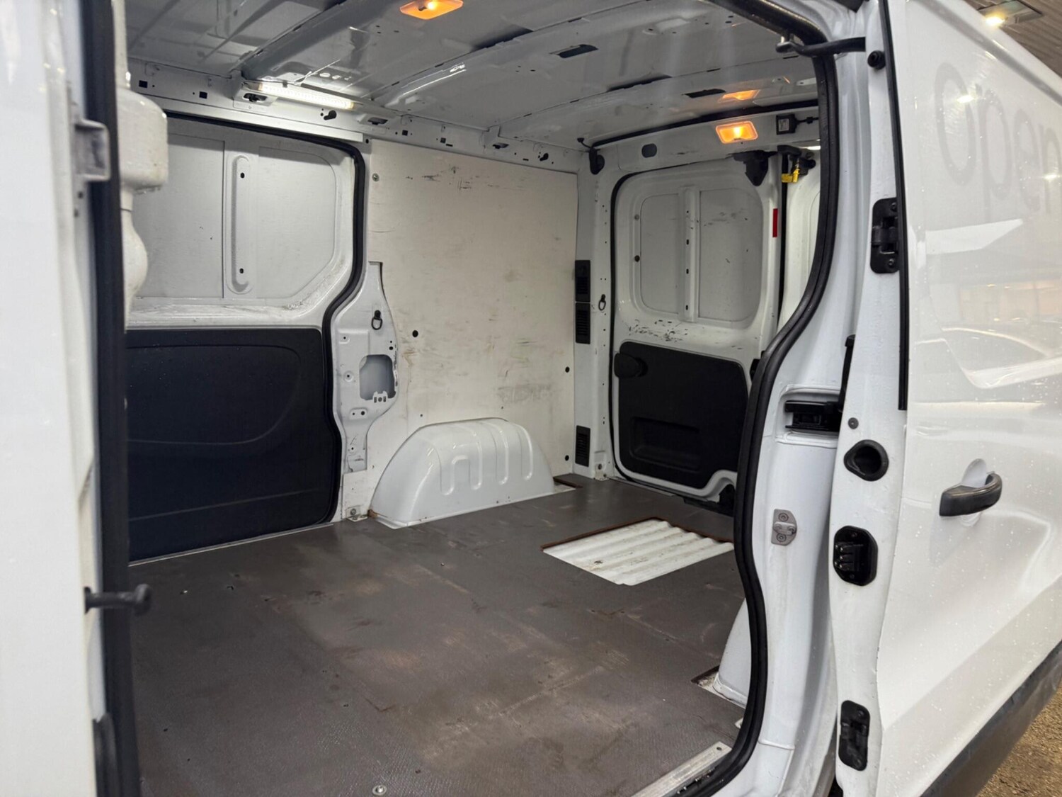 Used Vauxhall Vivaro 2016 for sale - 76175636: Photo 58