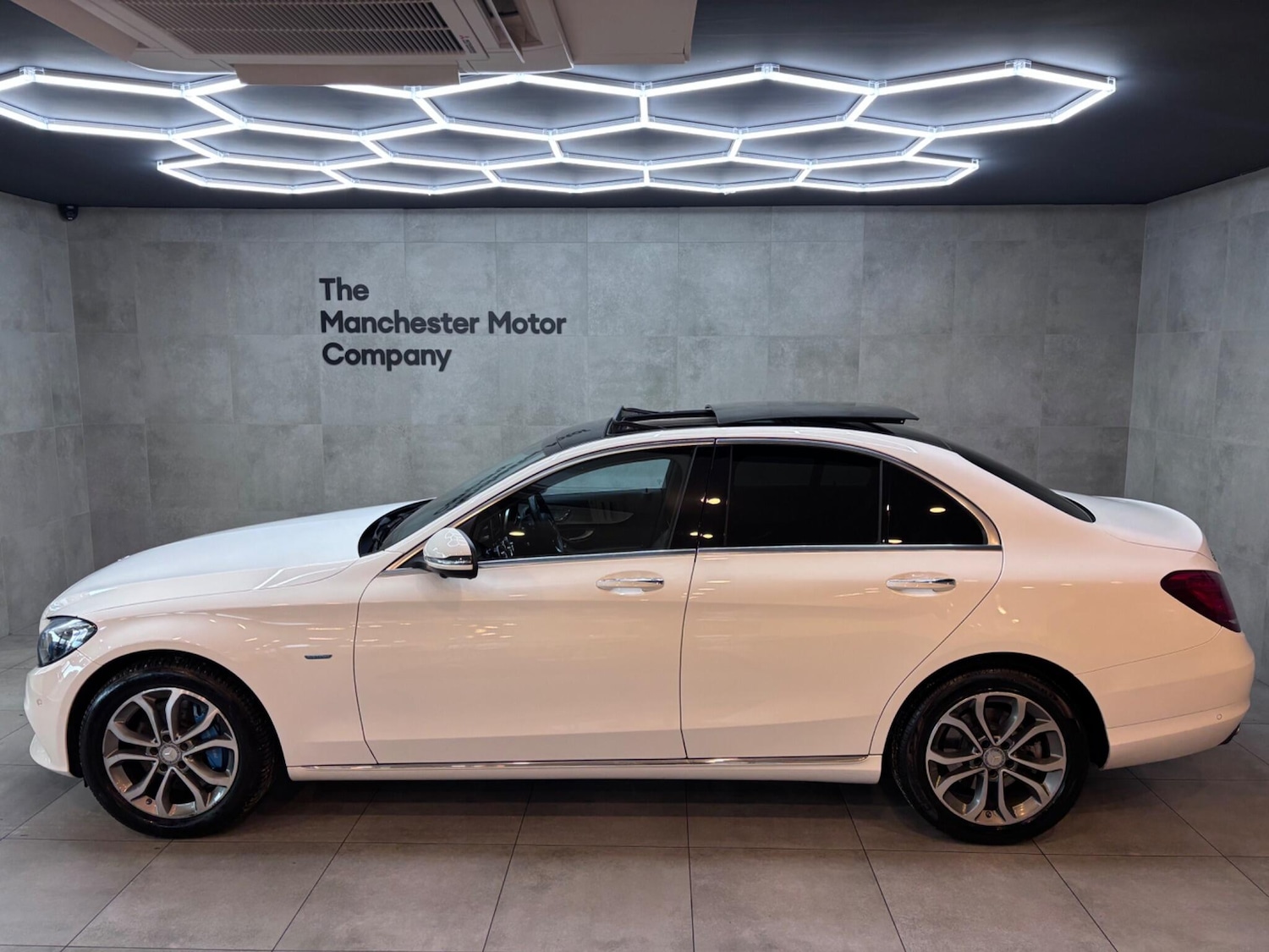 Used Mercedes-Benz C Class 2016 for sale - 77091133: Photo 10