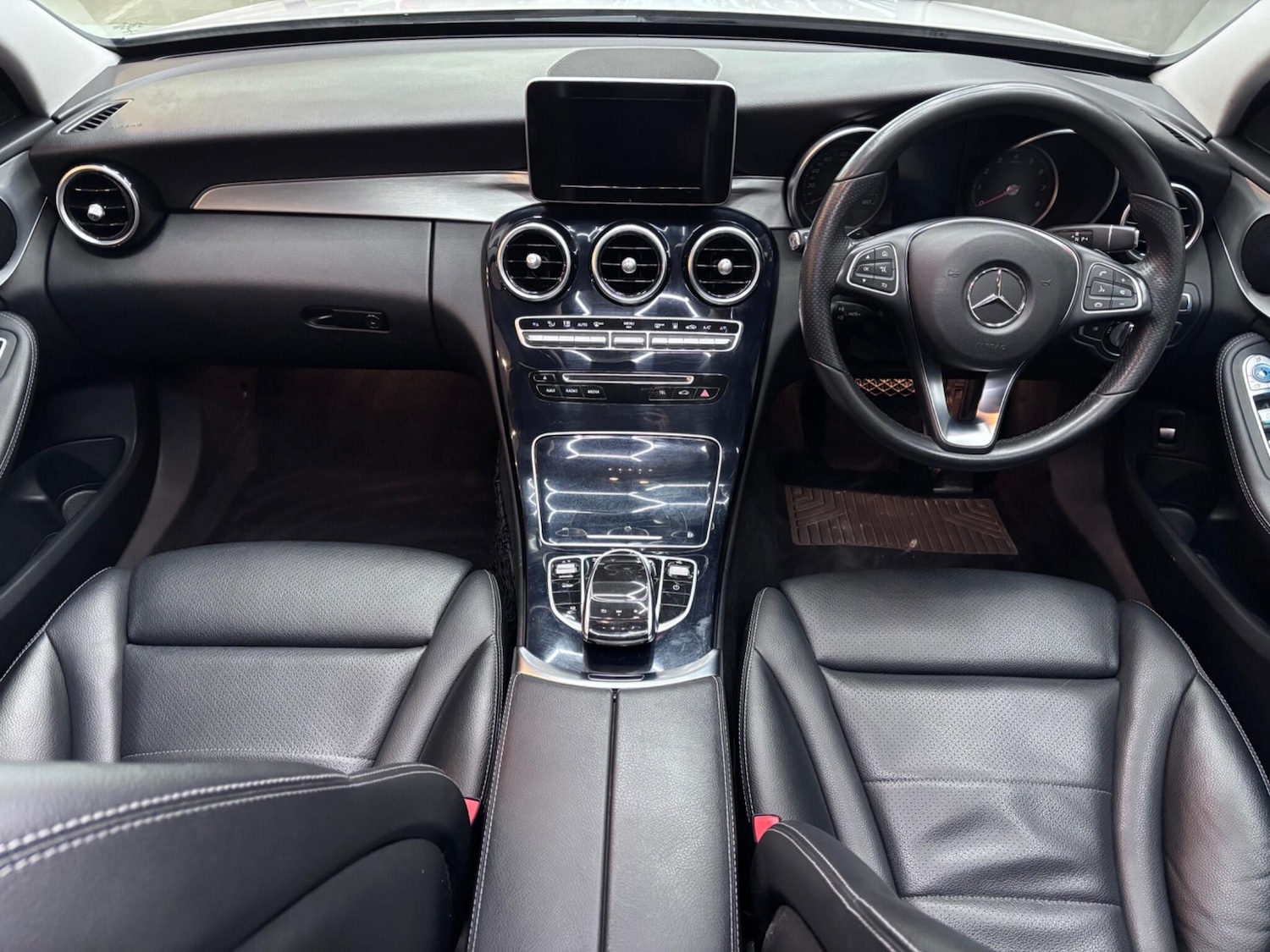 Used Mercedes-Benz C Class 2016 for sale - 77091133: Photo 18