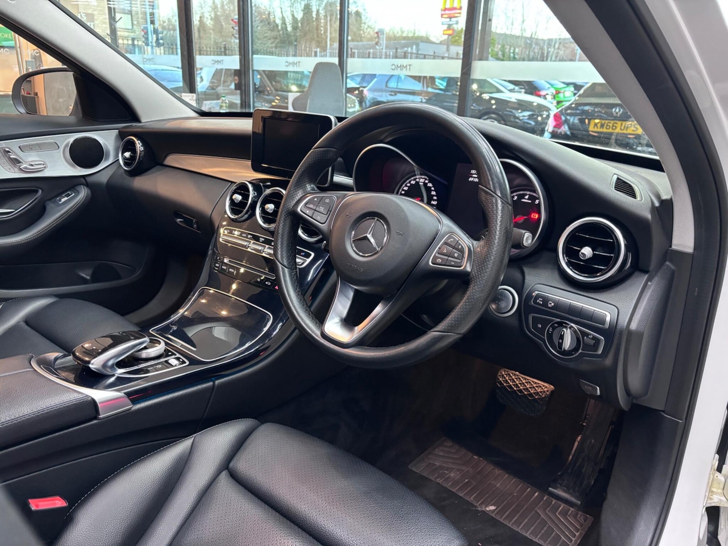 Used Mercedes-Benz C Class 2016 for sale - 77091133: Photo 19