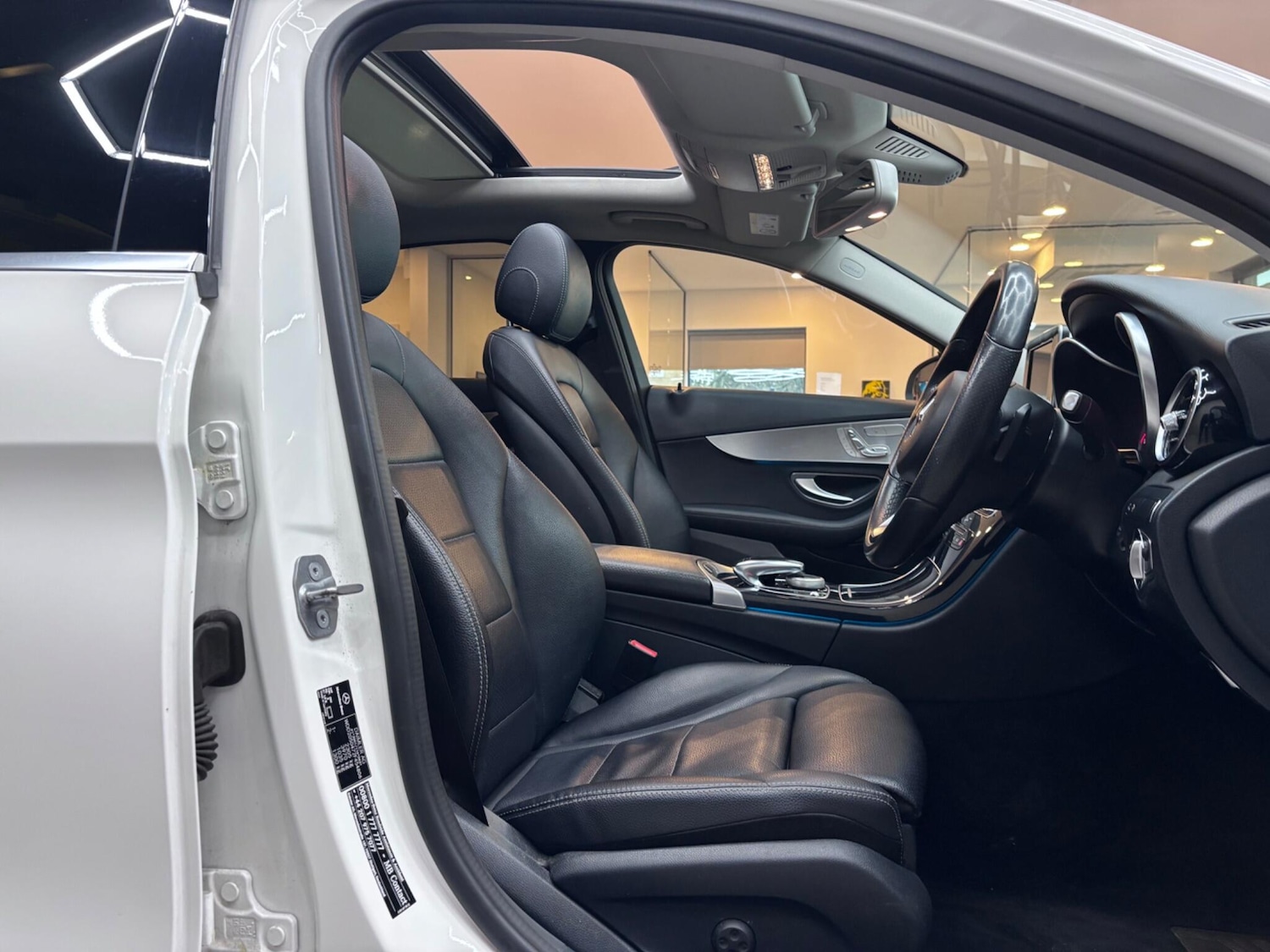 Used Mercedes-Benz C Class 2016 for sale - 77091133: Photo 23