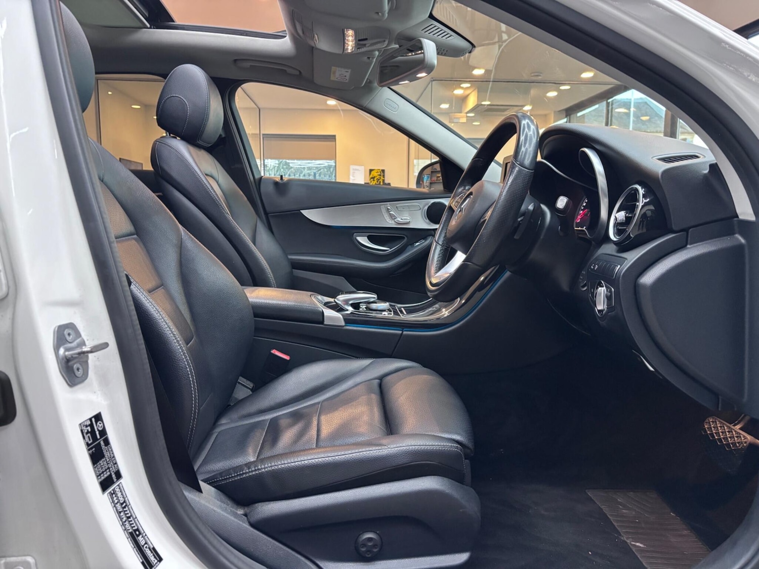 Used Mercedes-Benz C Class 2016 for sale - 77091133: Photo 24