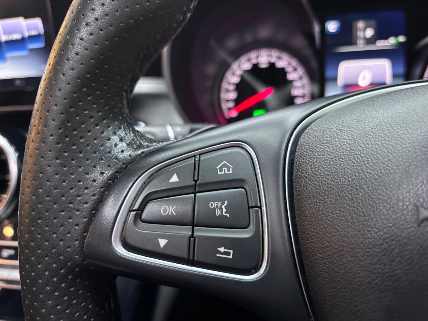 Used Mercedes-Benz C Class 2016 for sale - 77091133: Photo 37