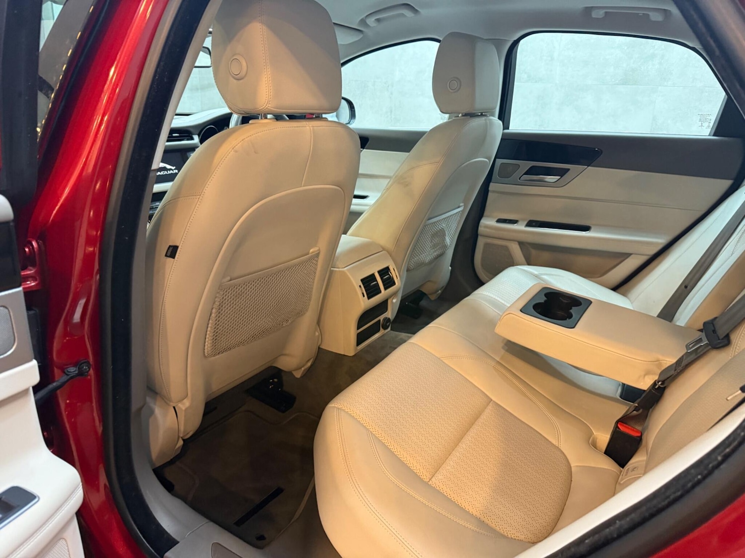 Used Jaguar XF 2017 for sale - 76620302: Photo 14