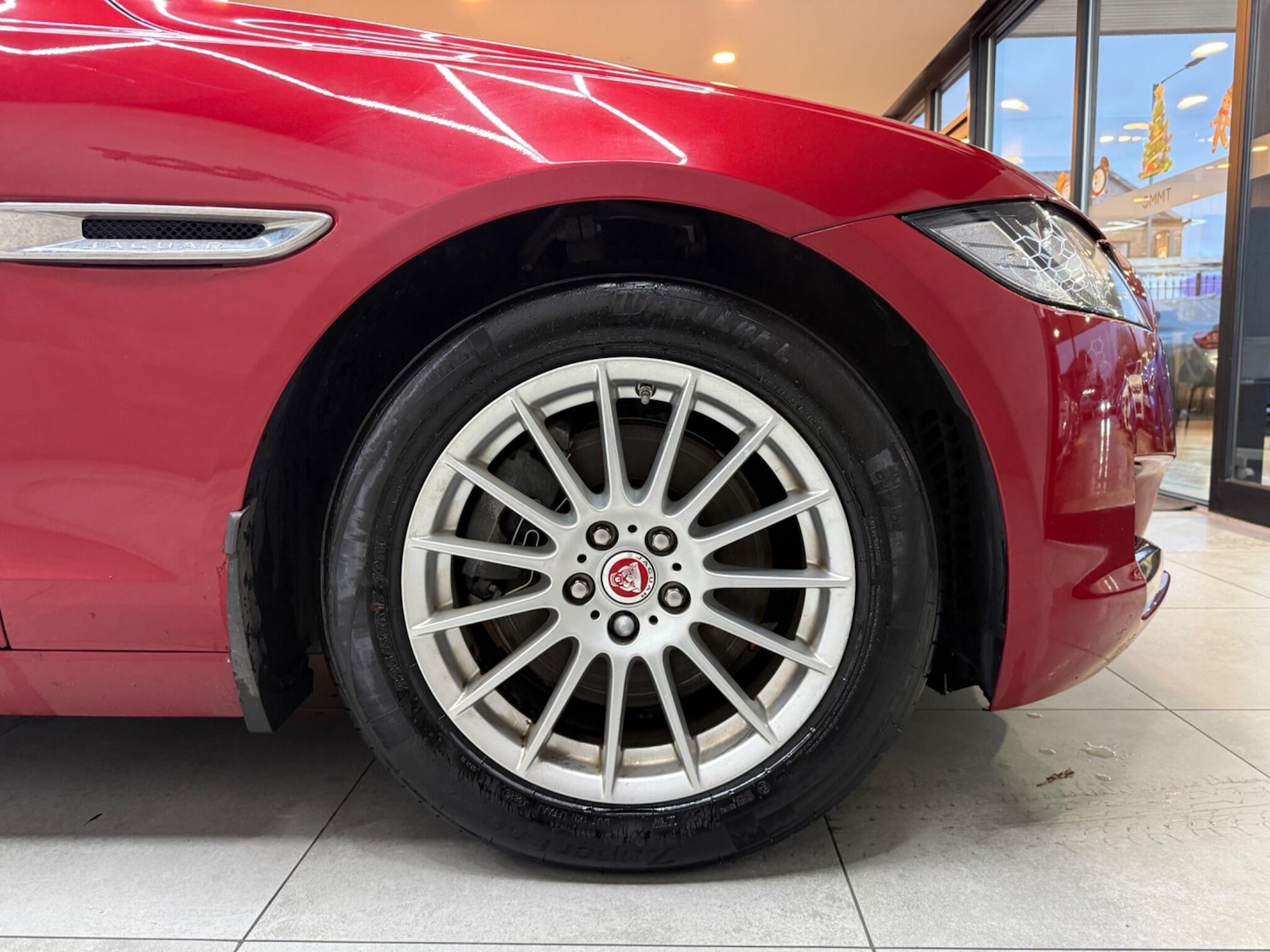 Used Jaguar XF 2017 for sale - 76620302: Photo 27