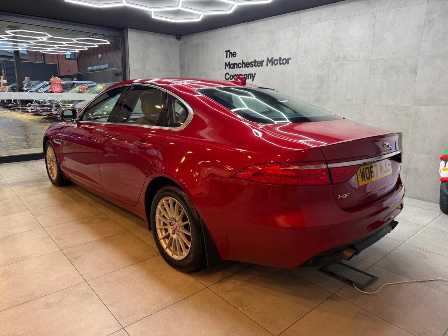 Used Jaguar XF 2017 for sale - 76620302: Photo 3