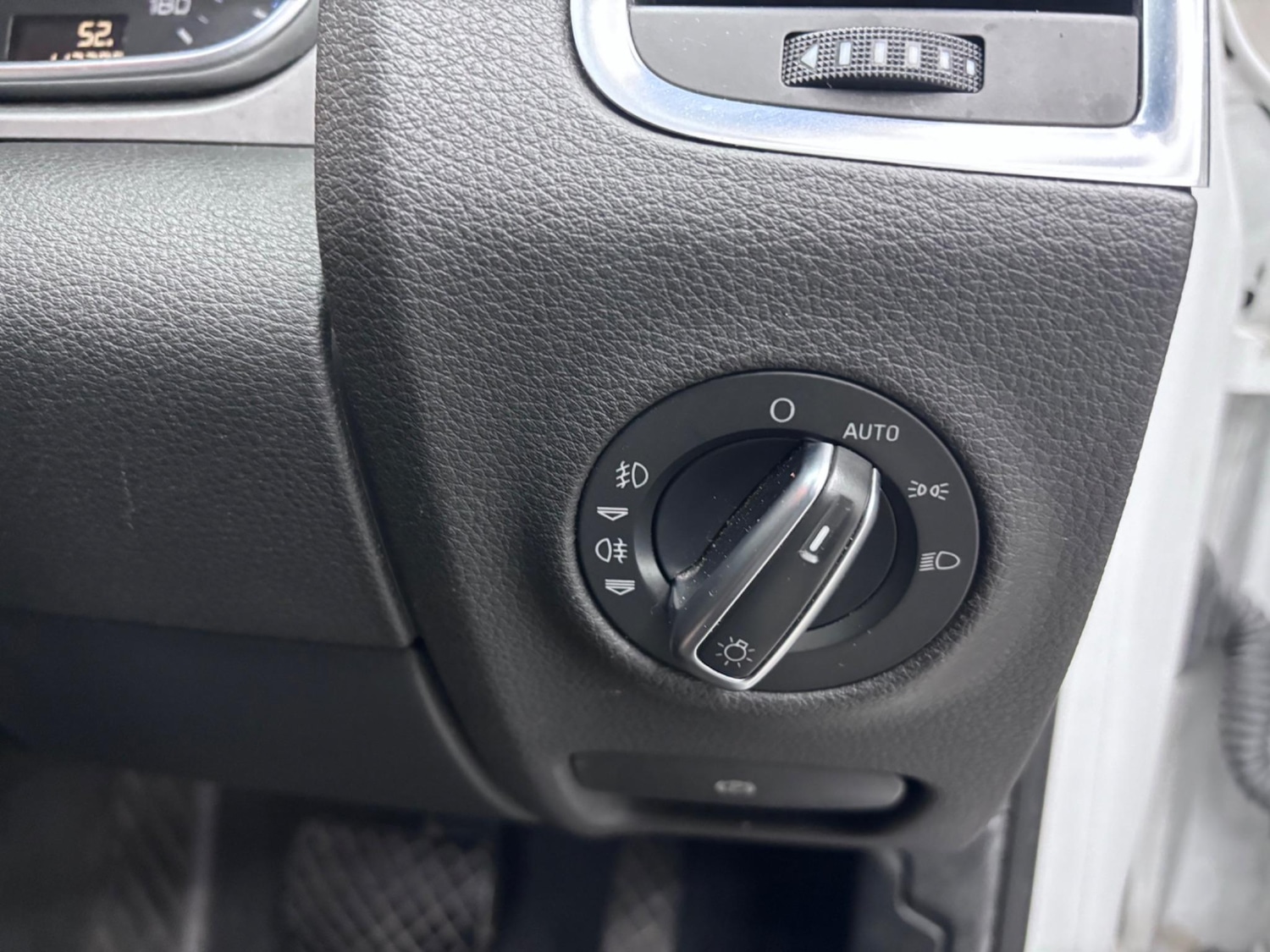 Used Audi Q7 2014 for sale - 76689618: Photo 32