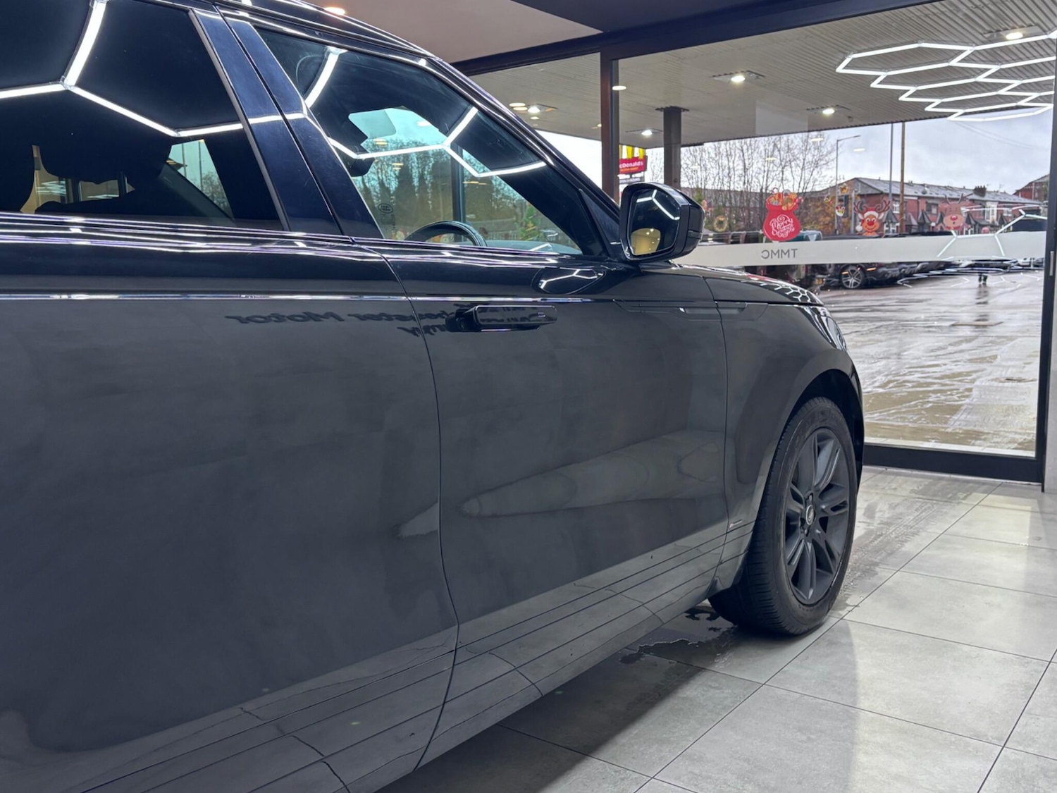 Used Land Rover Range Rover Velar 2018 for sale - 76886177: Photo 17