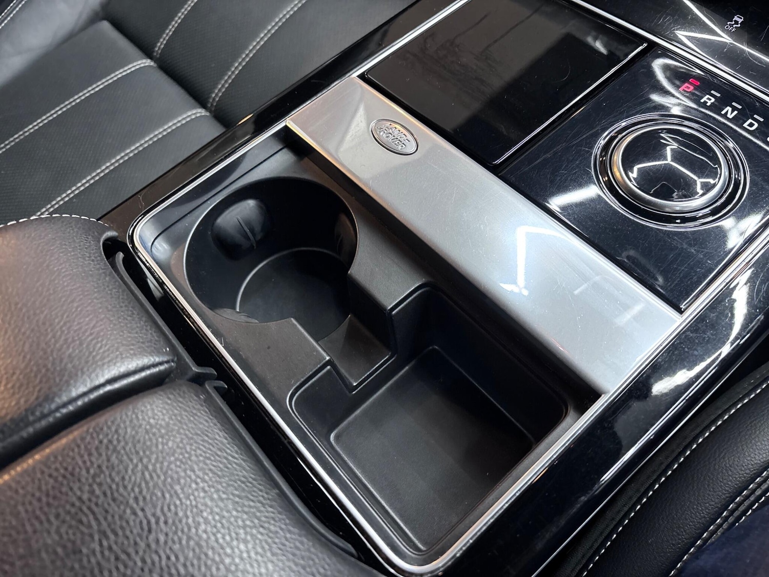 Used Land Rover Range Rover Velar 2018 for sale - 76886177: Photo 25