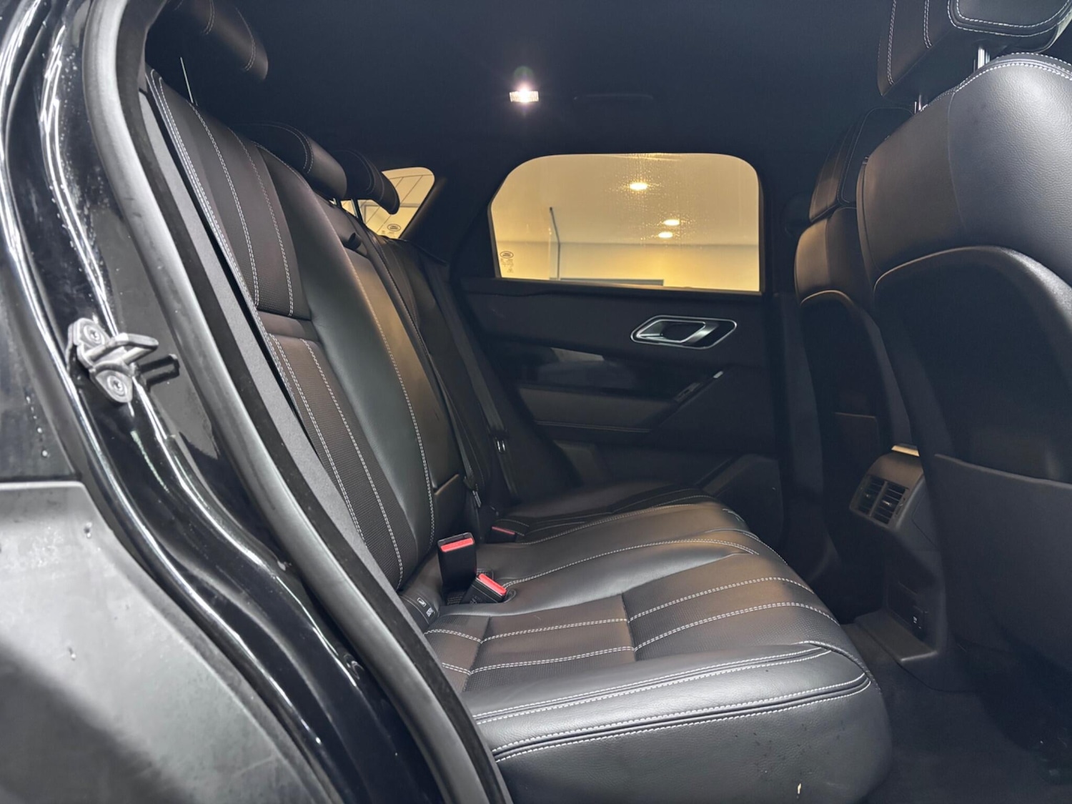 Used Land Rover Range Rover Velar 2018 for sale - 76886177: Photo 30