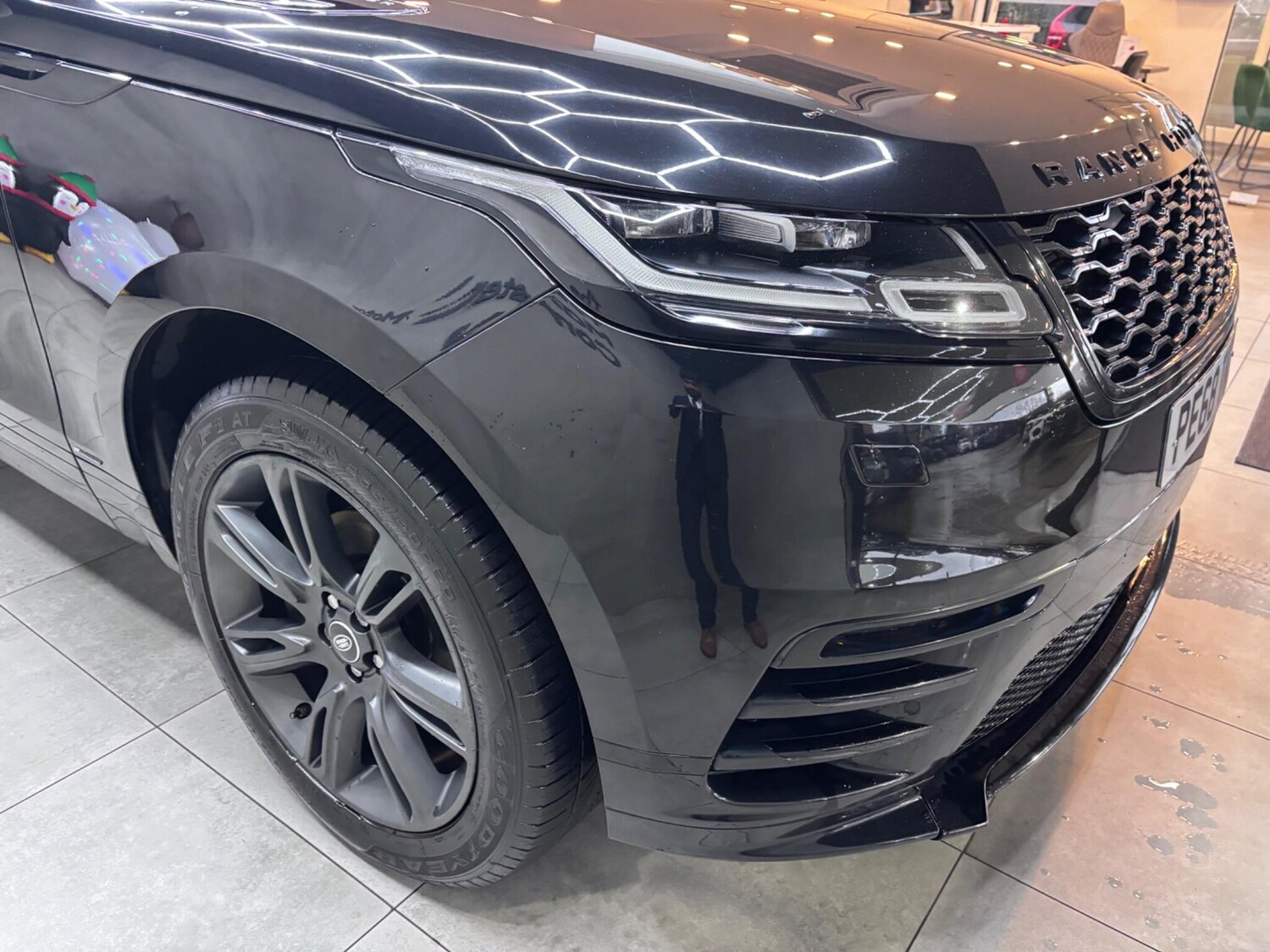 Used Land Rover Range Rover Velar 2018 for sale - 76886177: Photo 61