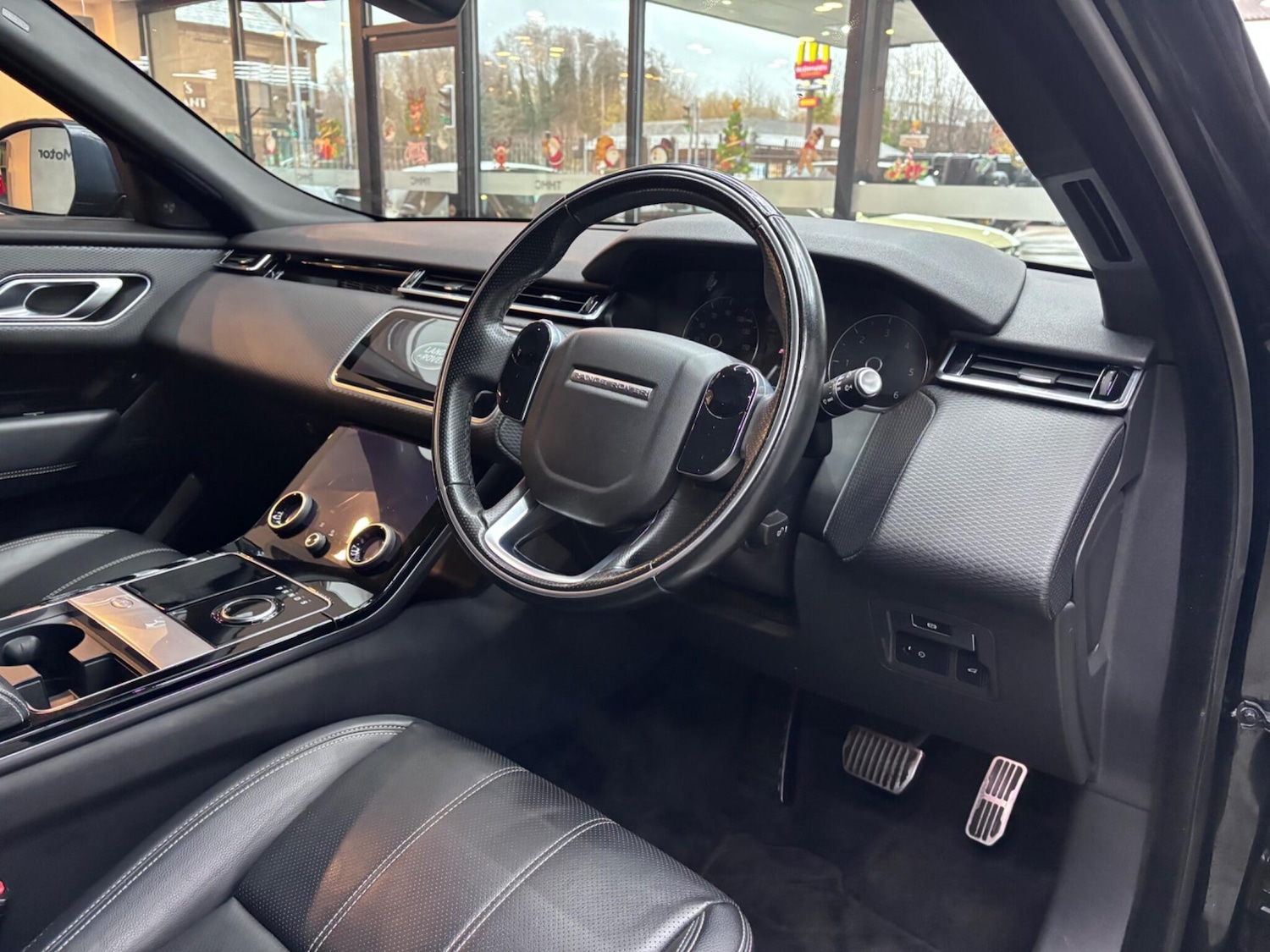 Used Land Rover Range Rover Velar 2018 for sale - 76886177: Photo 74