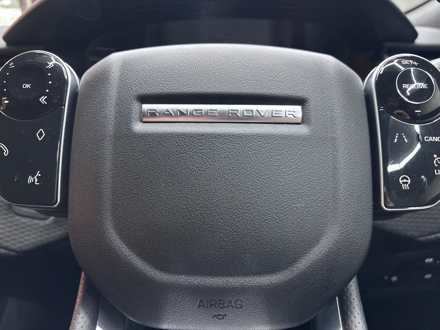 Used Land Rover Range Rover Velar 2018 for sale - 76886177: Photo 78