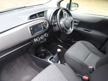 Used Toyota Yaris 2013 for sale - 75067569: Photo