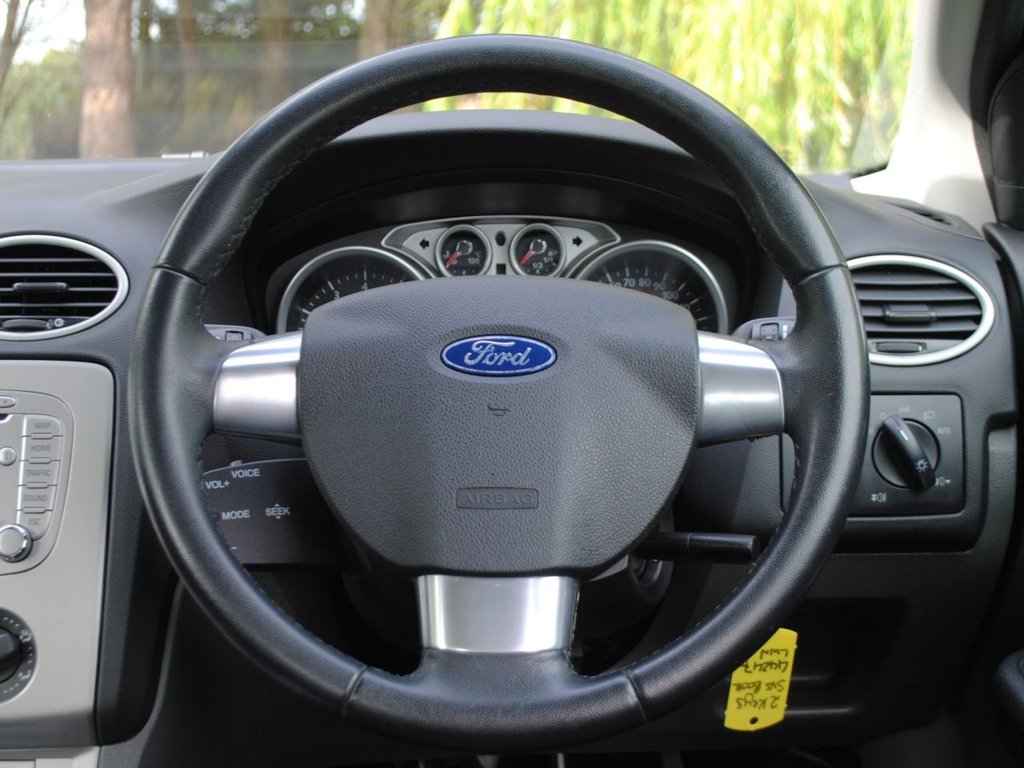Used Ford Focus 2011 for sale - 76080596: Photo 19